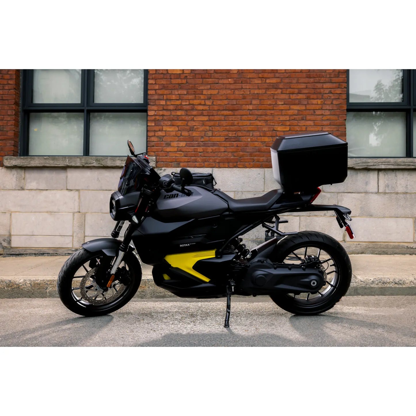 LINQ 9.5 US GAL (36L) TOP CASE CAN-AM