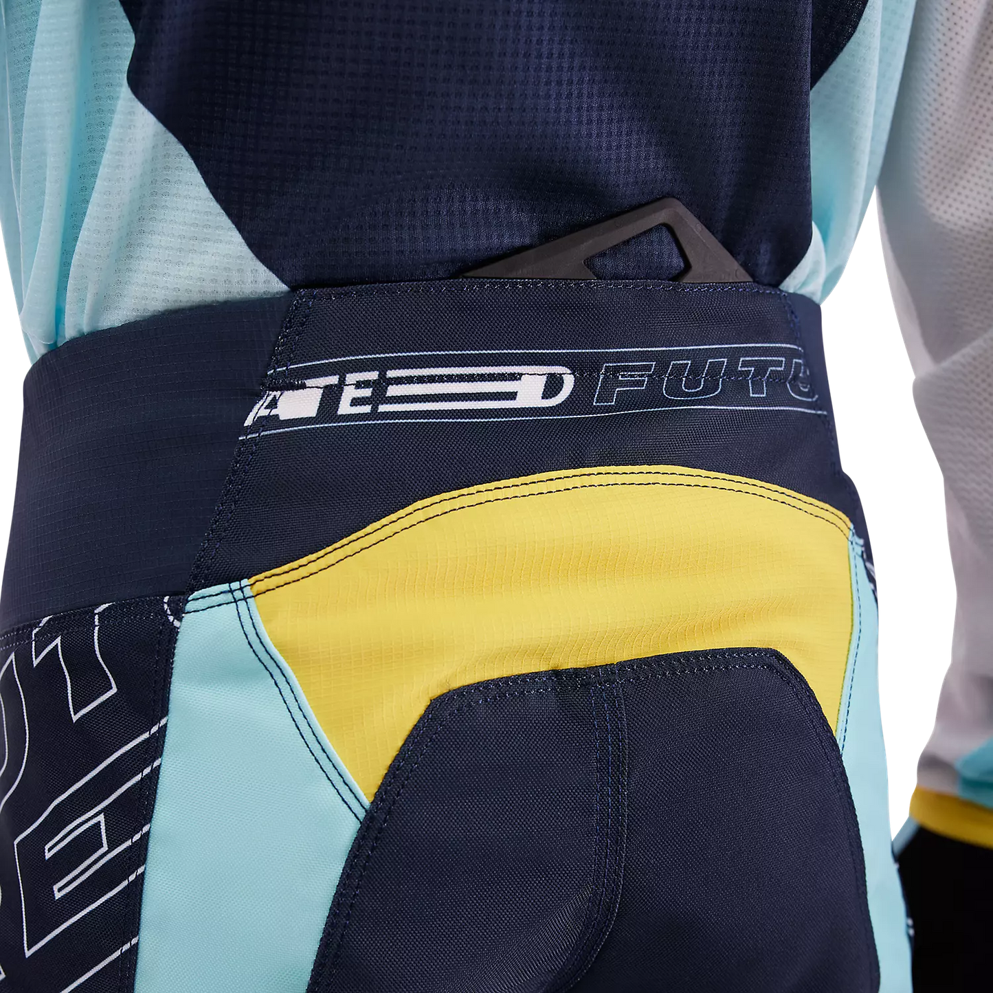 YOUTH 180 ELEVATED PANTS