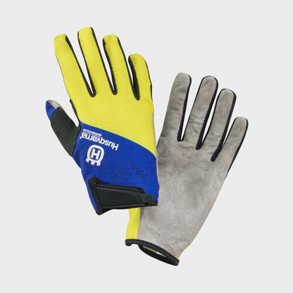 AUTHENTIC GLOVES