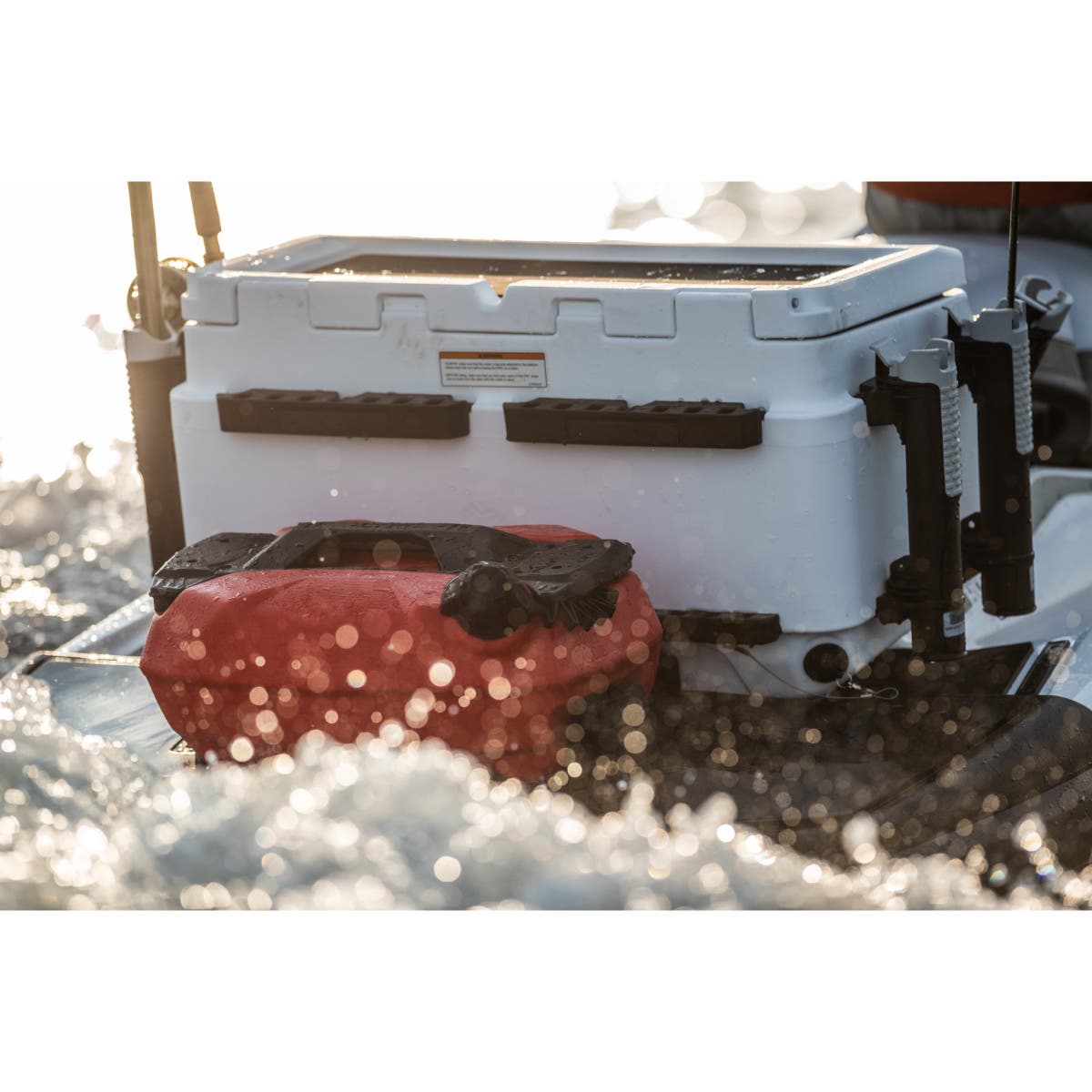 LINQ 13.5 US GAL (51 L) COOLER (DOUBLE LATCH)