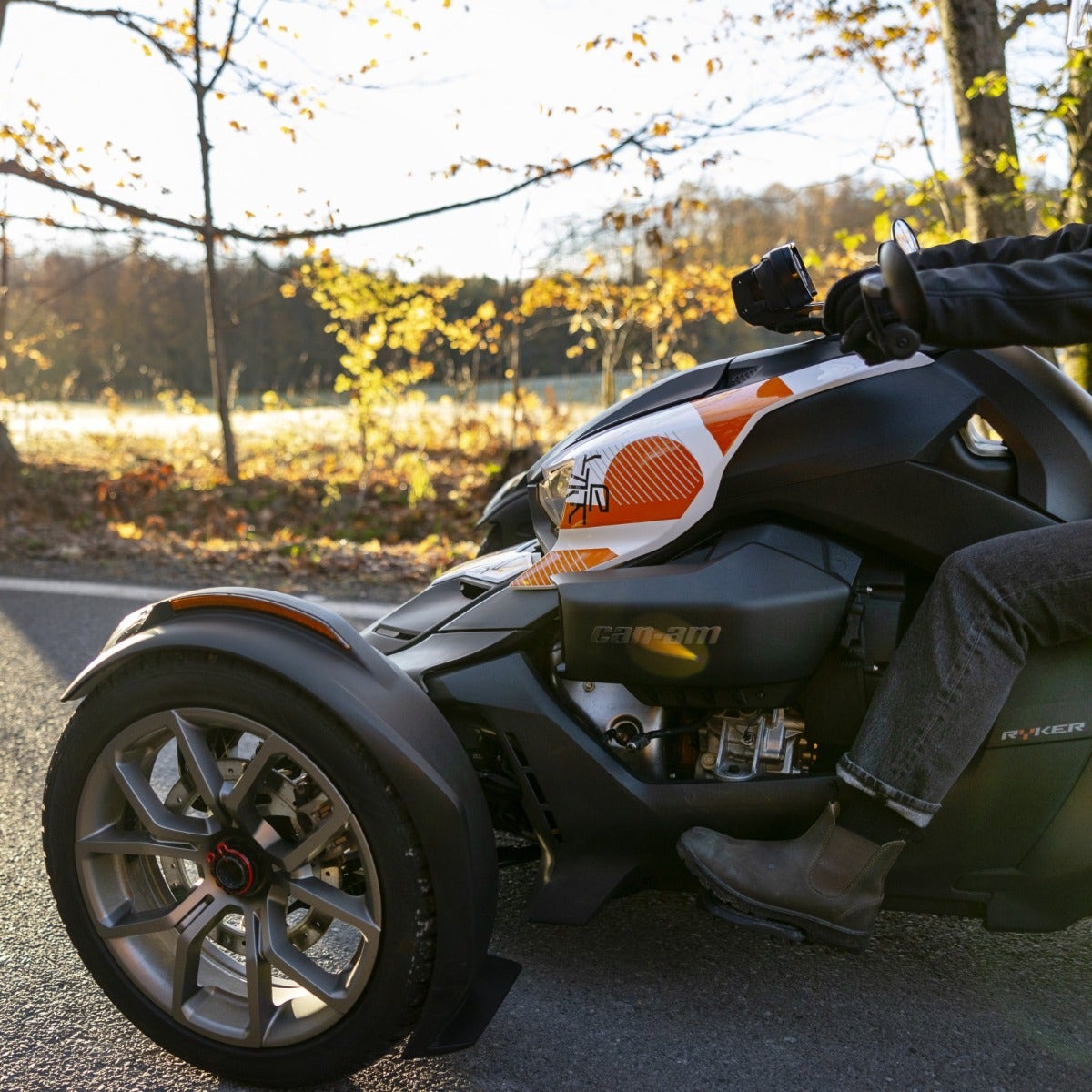 EXCLUSIVE PANEL KIT - CYBER ORANGE