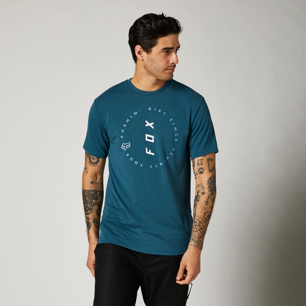 CLEAN UP TECH TEE