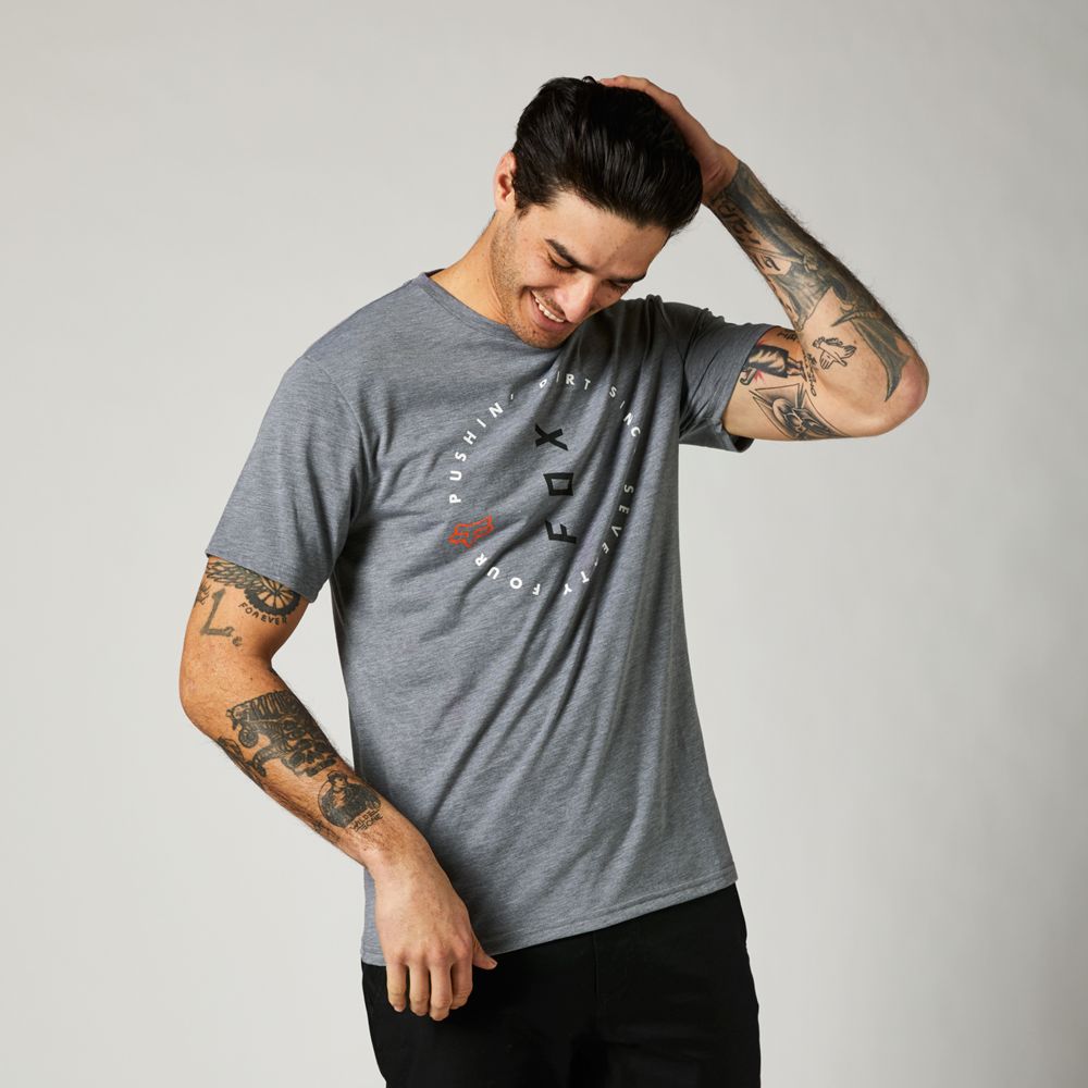 CLEAN UP TECH TEE