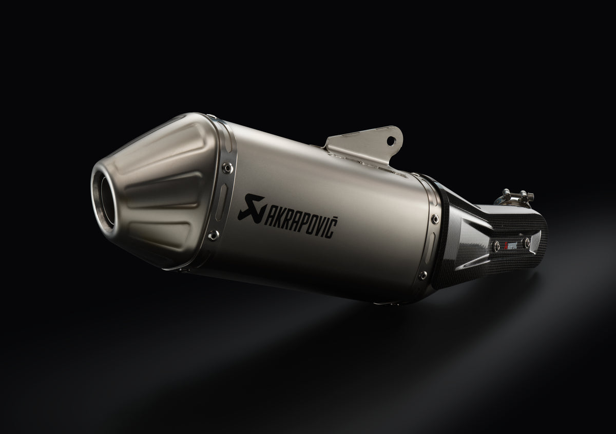 AKRAPOVIC "SLIP-ON LINE"